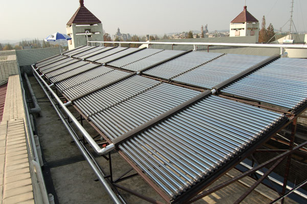 小區(qū)太陽能工程.jpg